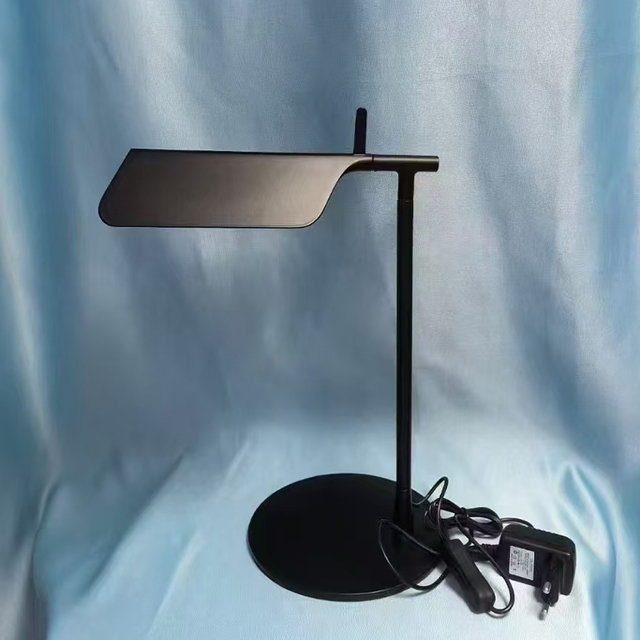 LED Desk Lamp Style 8