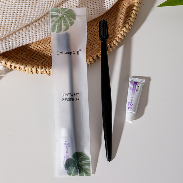 Crabtree Turtle Leaf Grass Series Disposable Toothbrush Set Toothbrush + 3g Crabtree Toothpaste