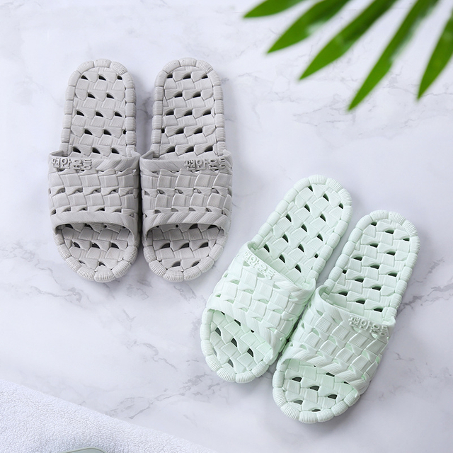 Bathroom Slippers Hollow Style Soft Bottom Non-slip Thick Slippers