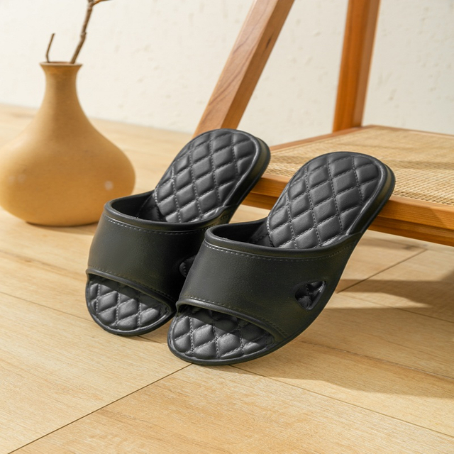 Item No. 810 Size 41-44 EVA plastic slippers