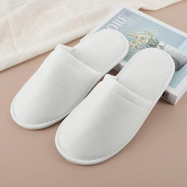 Grid pearl cotton slippers with white edge